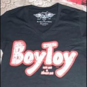 Selling 4 tshirt lucky brand size a